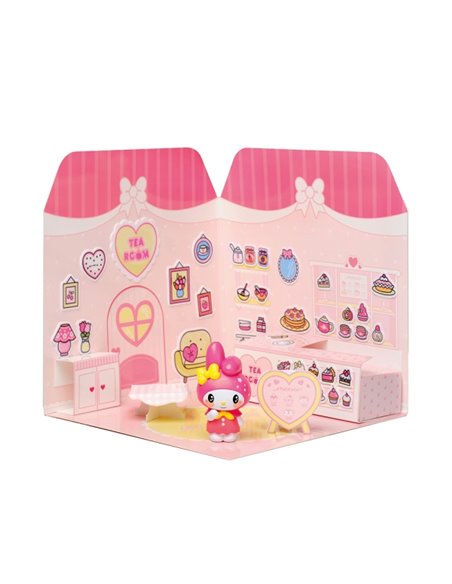 Comansi Sticker House My Melody Tea Room - Comprend Figura - Stickers Lavables - Escenario Adorable - Juego Creativo